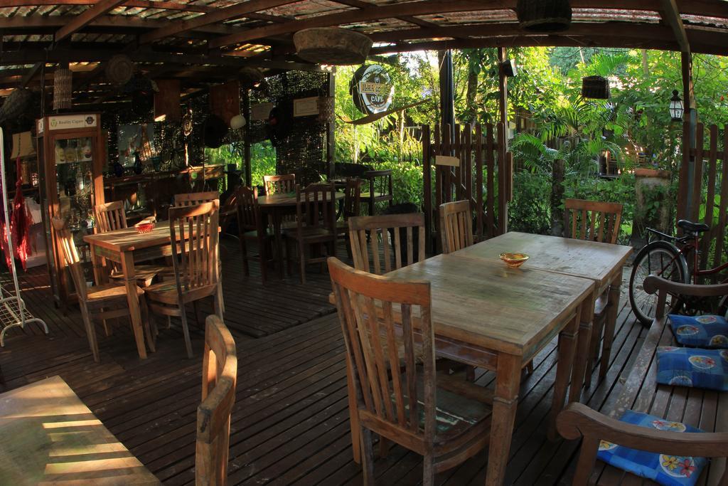Pousada Ilha Do Mel Cafe エクステリア 写真